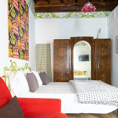 Apartment Plum Guide - Ambrosia *